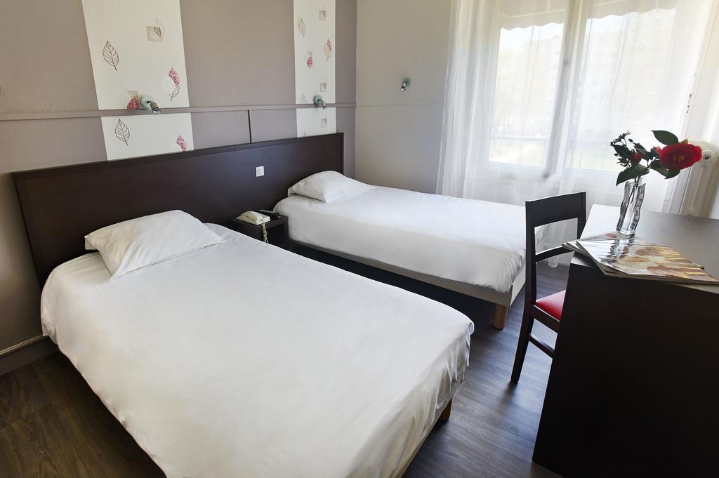 Hotel Les Pecheurs Lorient Pokój zdjęcie