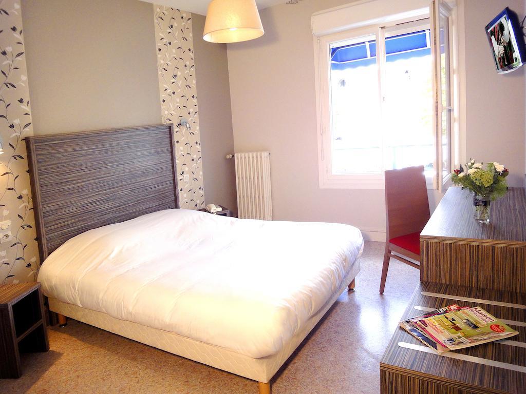 Hotel Les Pecheurs Lorient Pokój zdjęcie